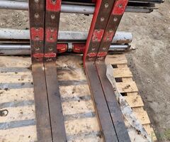Paletyzer na dwie palety Durwen DPK30C podwójny paletyzer