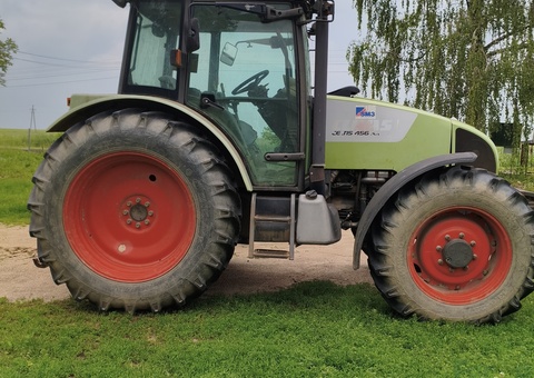 Sprzedam super ciagnik - 2/3