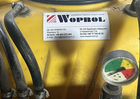Opryskiwacz zawieszany 300 L - 2/2
