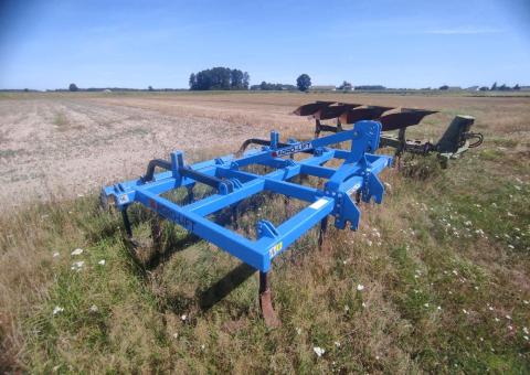 Ursus, Dronningborg, Fendt, Agro-Lift, Dowdeswell - 8/11