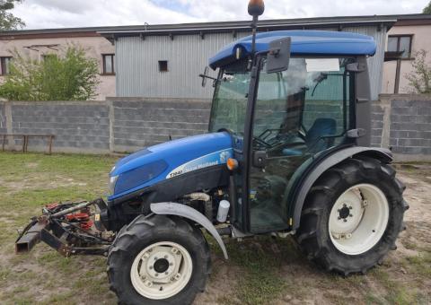 Ciągnik sadowniczy New Holland T3040 - 2/7