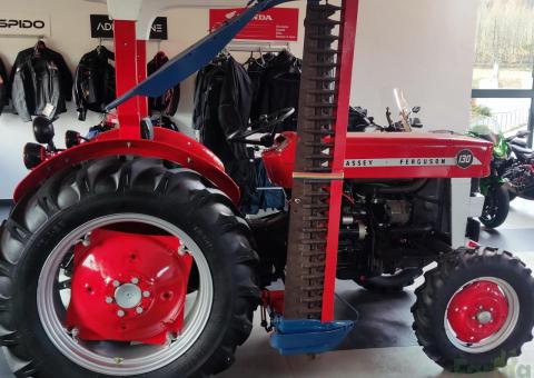 Ciągnik rolniczy Massey Ferguson MF 130 1967 rok odrestaurowany - 17/20