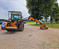 Fendt Farmer 409 Vario z kosiarką wysięgnikowa P5V d poboczy Komunalny